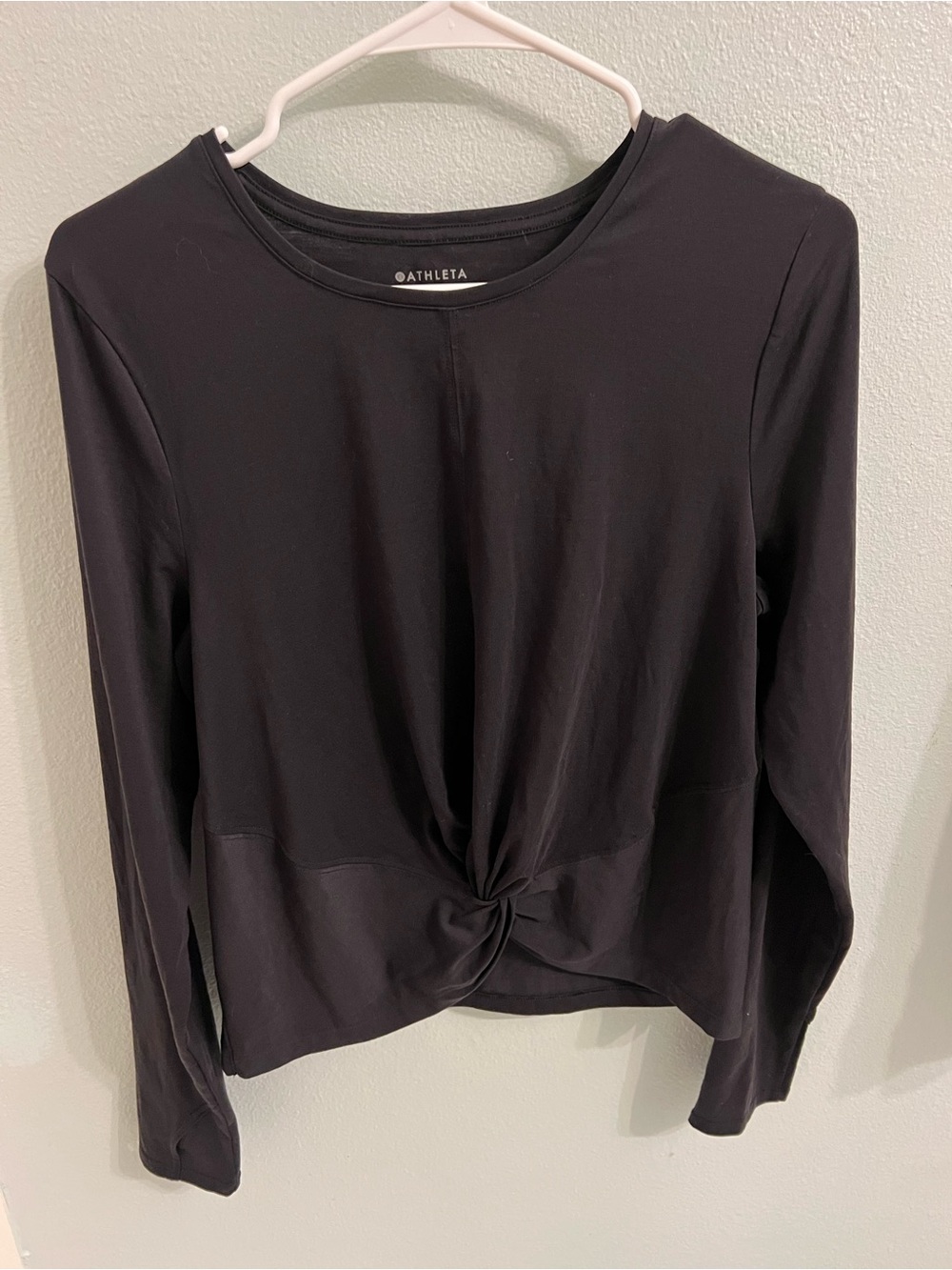 Athleta Black Long-Sleeve Twist Front Top Size Large NWOT